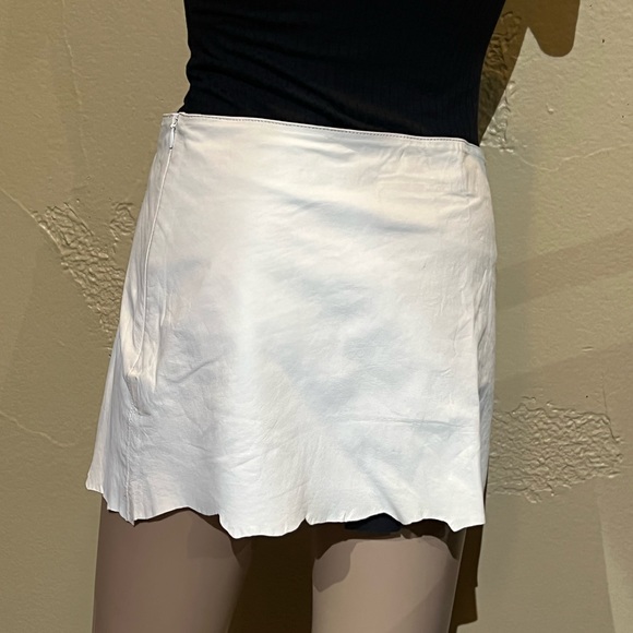 Friend of Mine Soft Leather Skirt 4 - Picture 5 of 9